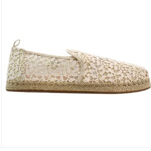 Ivory Alpargata Toms like new EUC